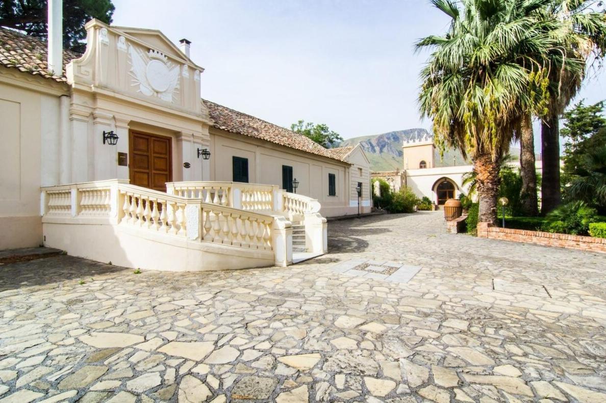 Hotel Ah Premium Borgo Torre Artale Trabia Esterno foto